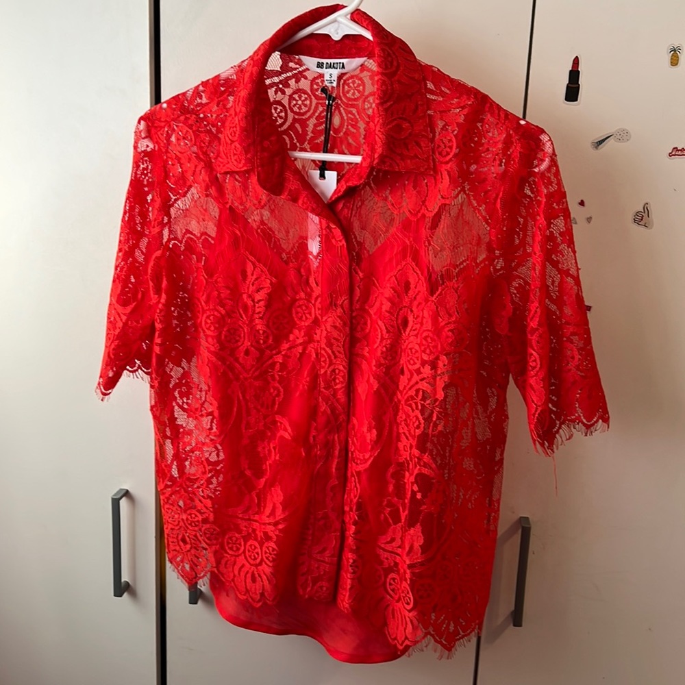 BB Dakota red lace button up top
